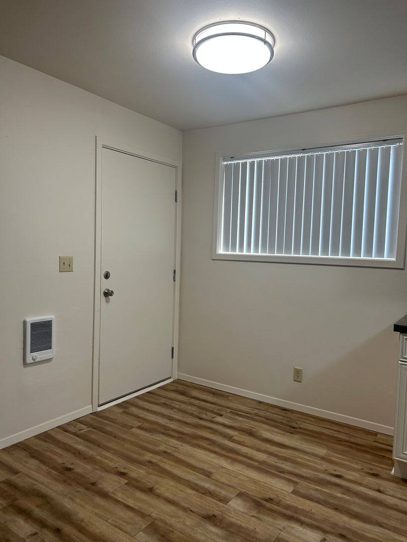 Apartment for rent at 66 SW 3rd St, Madras, OR 97741