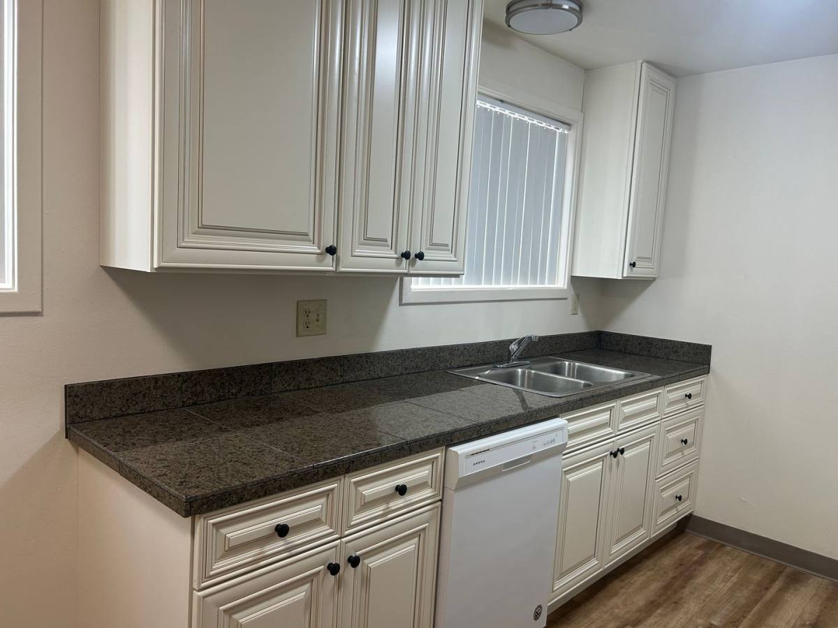 Apartment for rent at 66 SW 3rd St, Madras, OR 97741