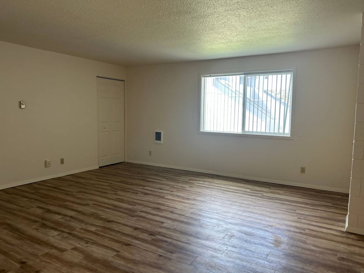 Apartment for rent at 66 SW 3rd St, Madras, OR 97741