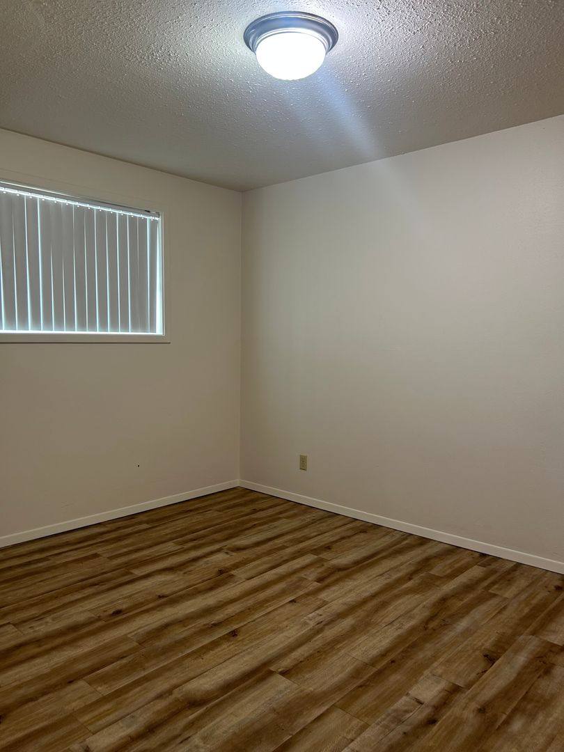 Apartment for rent at 66 SW 3rd St, Madras, OR 97741