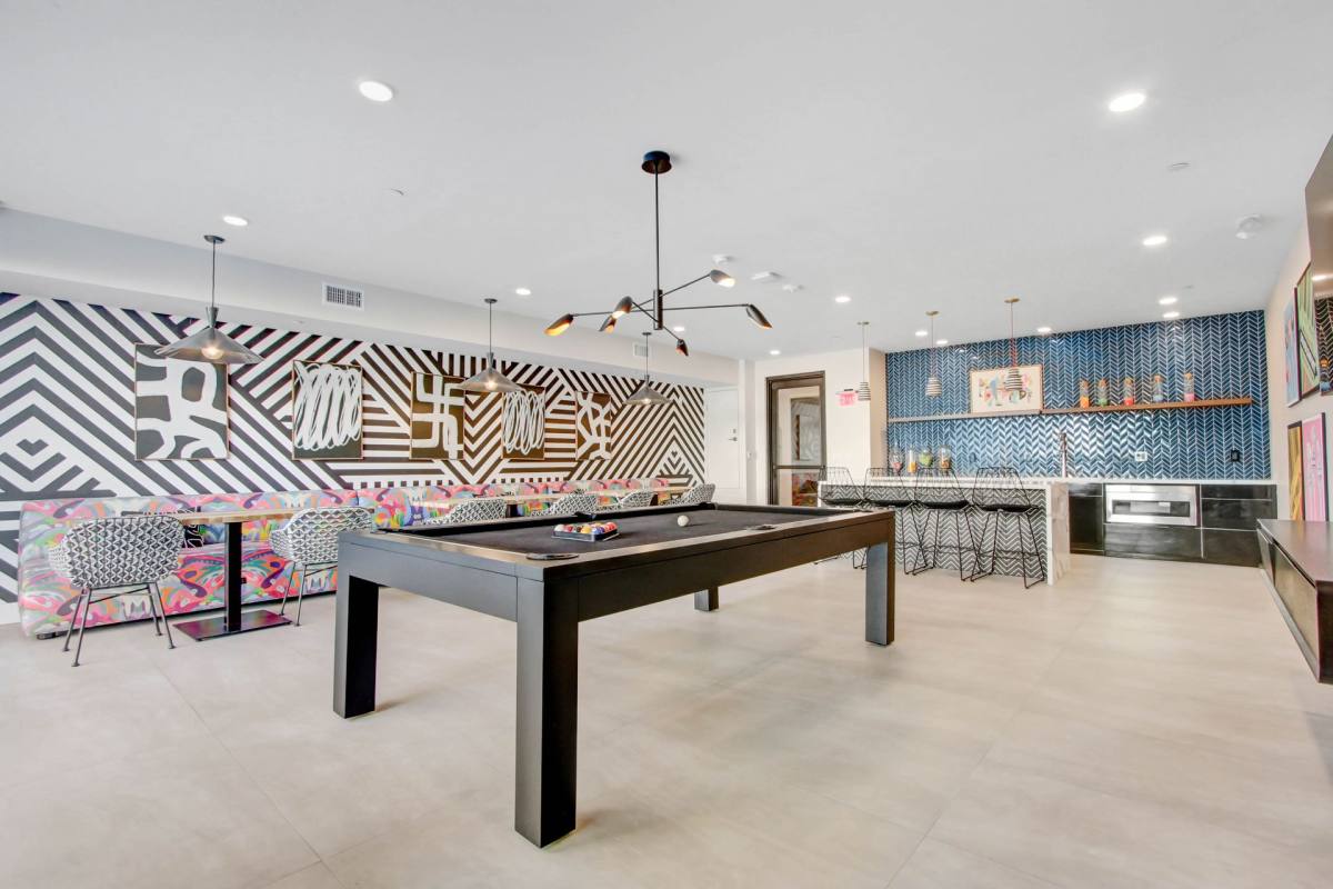 Apartment for rent at 6500 Lankershim Blvd, North Hollywood, CA 91606