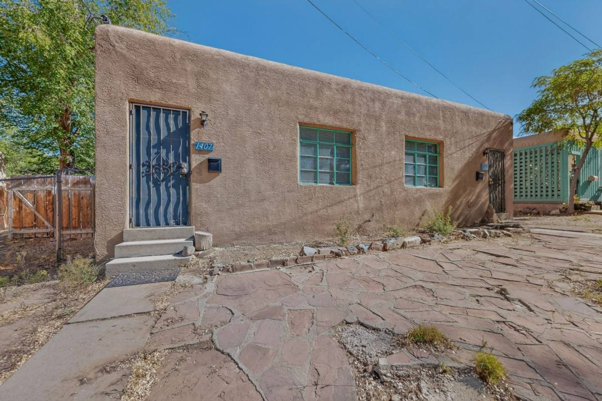 Apartment for rent at 1407 - 1409 Hazeldine Ave SE, Albuquerque, NM 87106