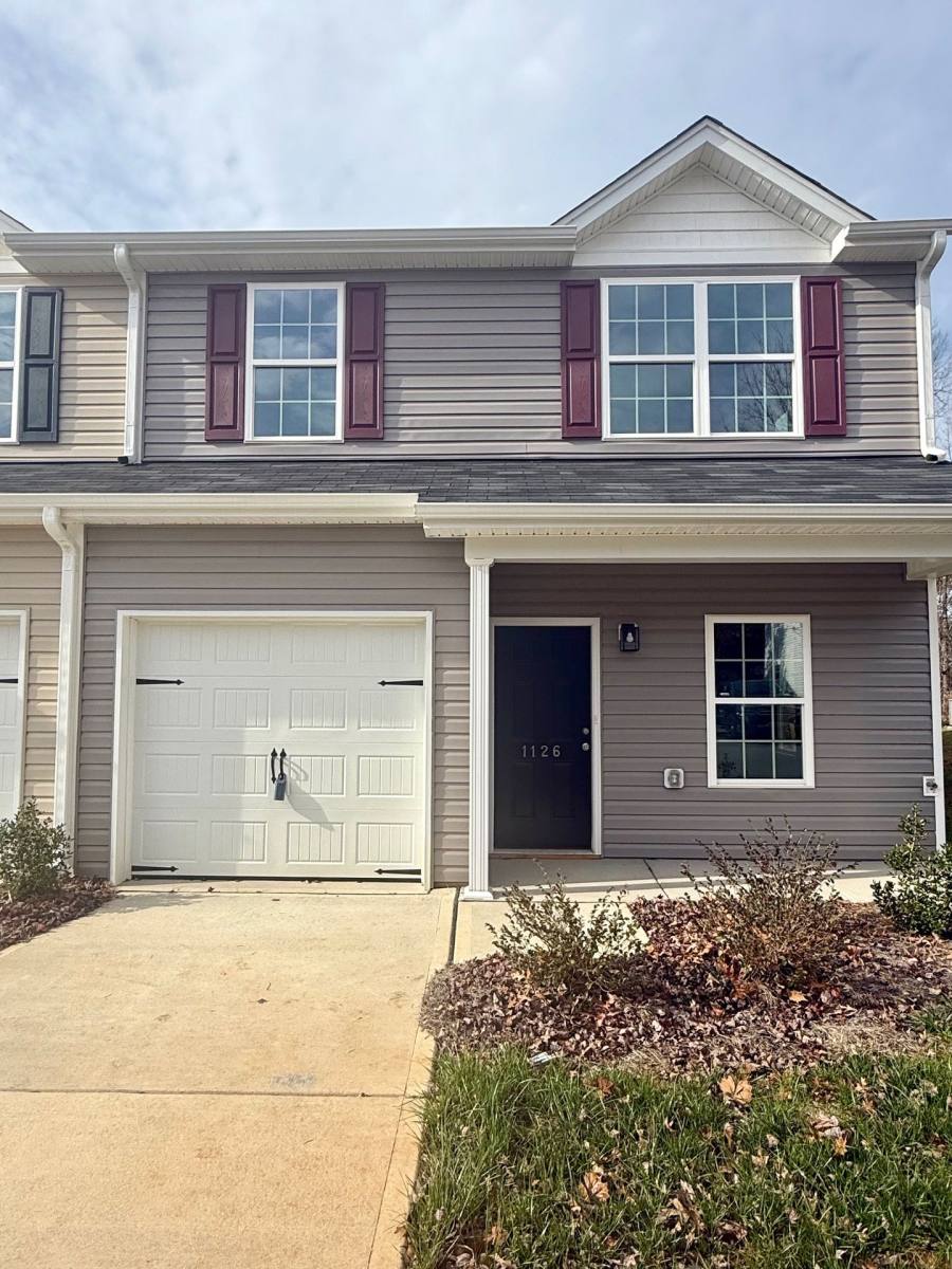Townhouse for rent at 1128 Brooksridge Way, Whitsett, NC 27377