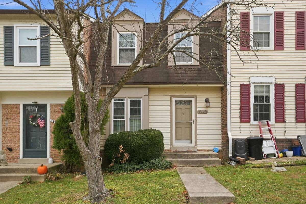 Townhouse for rent at 7923 Pebble Brook Court, Springfield, VA 22153