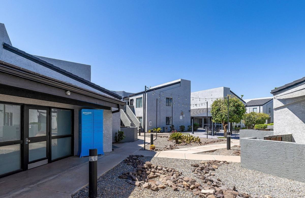 Townhouse for rent at 2525 S McClintock, Tempe, AZ 85282