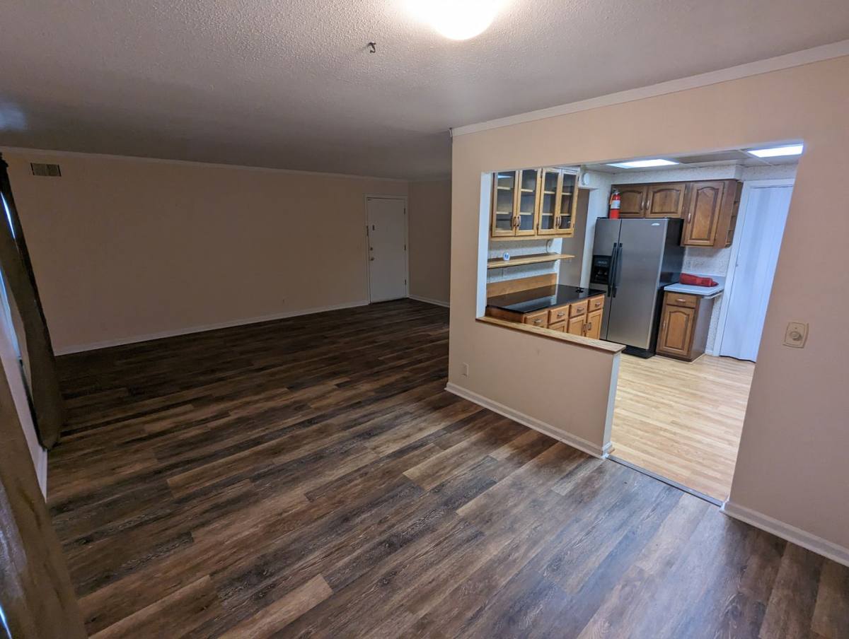 Apartment for rent at 5526 Heatherdowns Blvd, Toledo, OH 43614