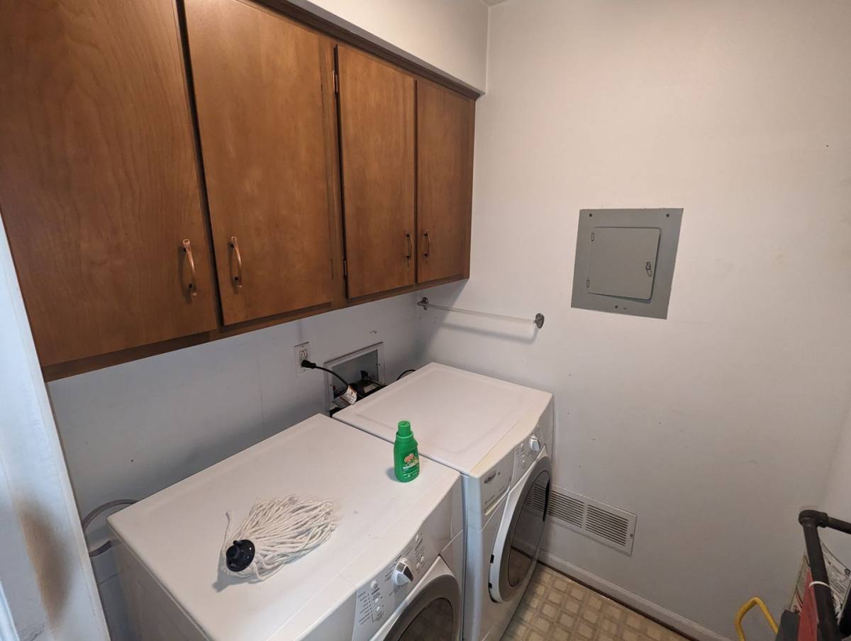 Apartment for rent at 5526 Heatherdowns Blvd, Toledo, OH 43614