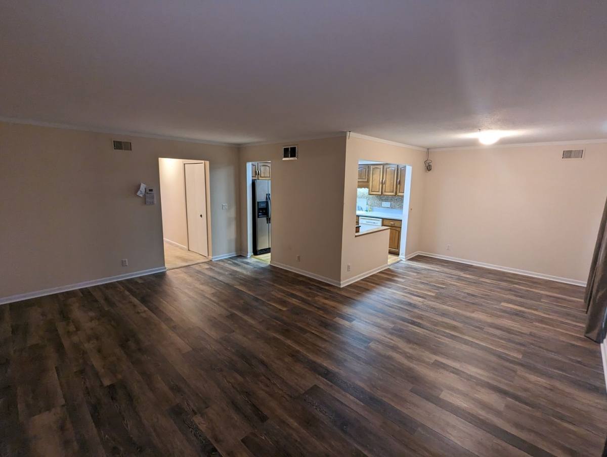 Apartment for rent at 5526 Heatherdowns Blvd, Toledo, OH 43614