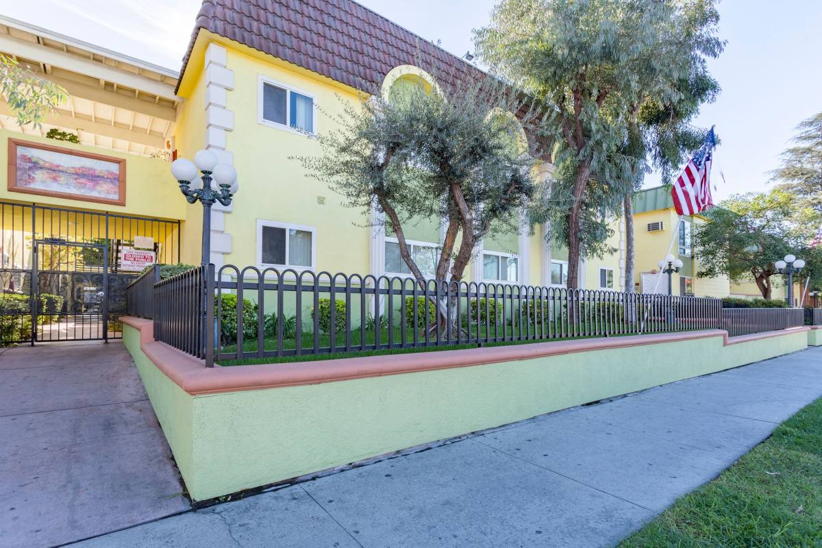 Apartment for rent at 12030-12050 Sheldon St, Sun Valley, CA 91352