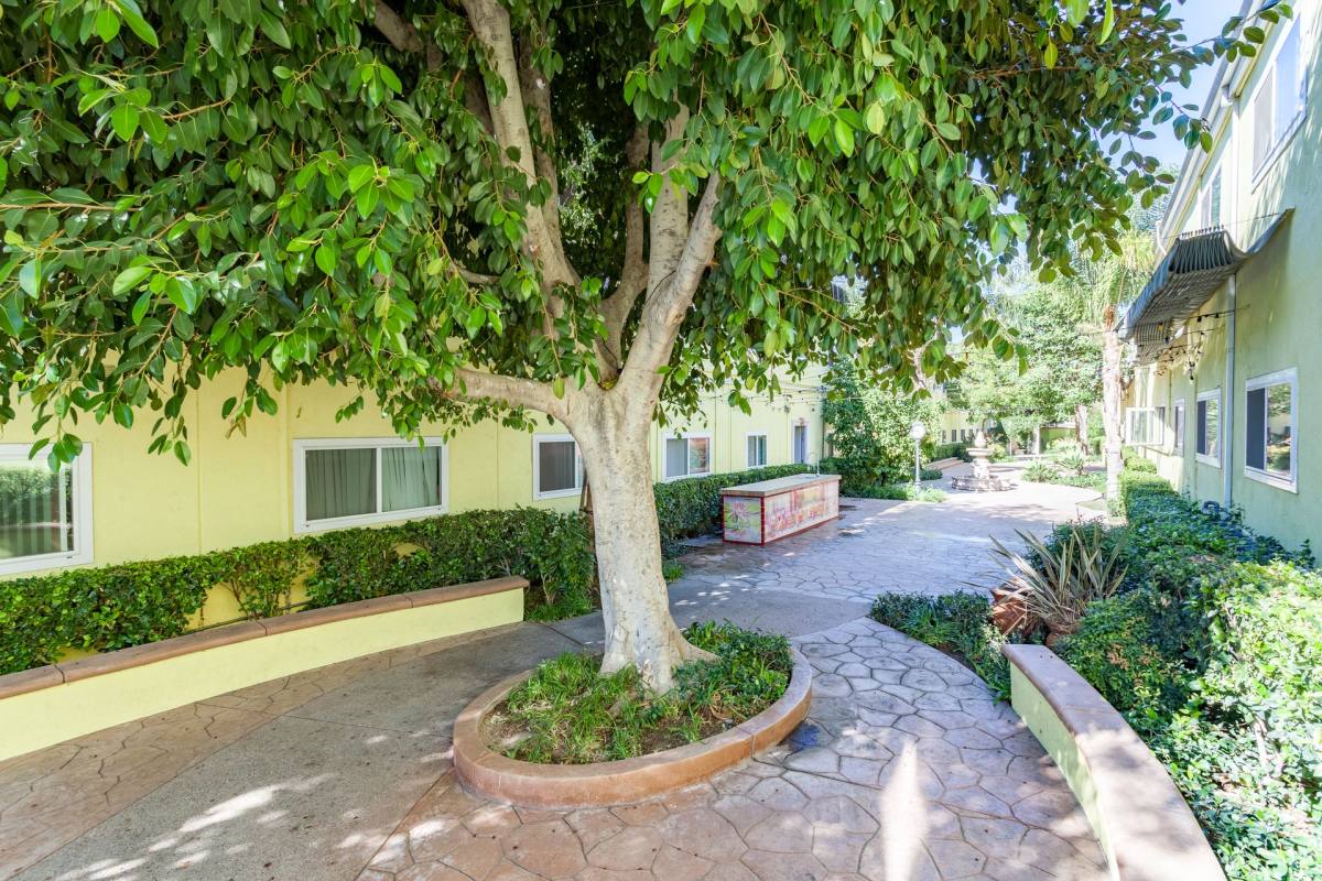 Apartment for rent at 12030-12050 Sheldon St, Sun Valley, CA 91352
