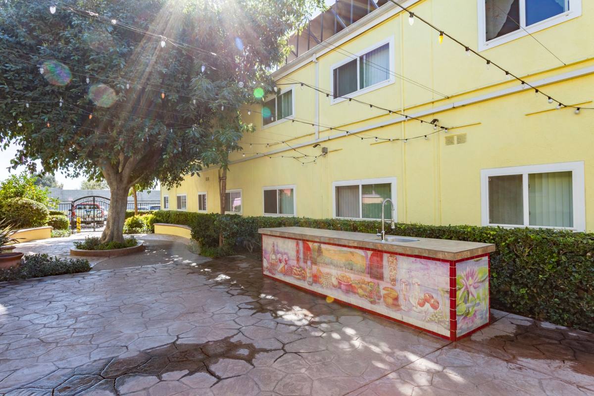 Apartment for rent at 12030-12050 Sheldon St, Sun Valley, CA 91352