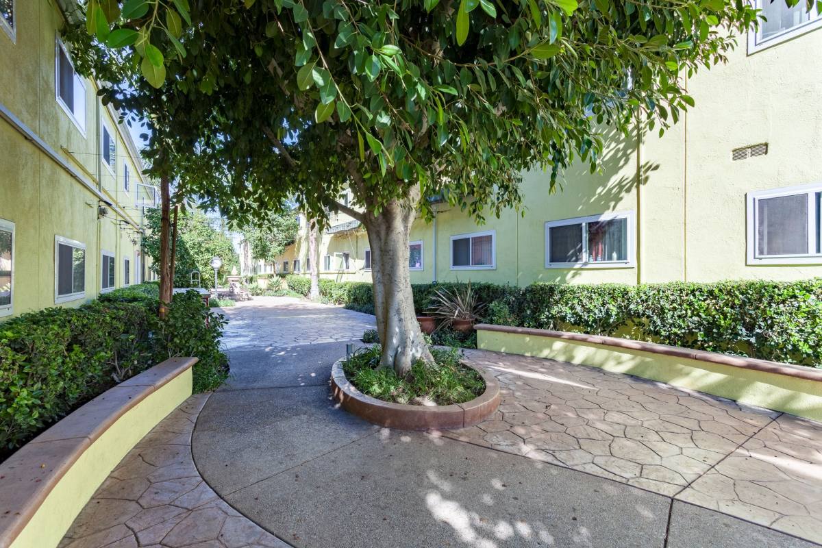 Apartment for rent at 12030-12050 Sheldon St, Sun Valley, CA 91352