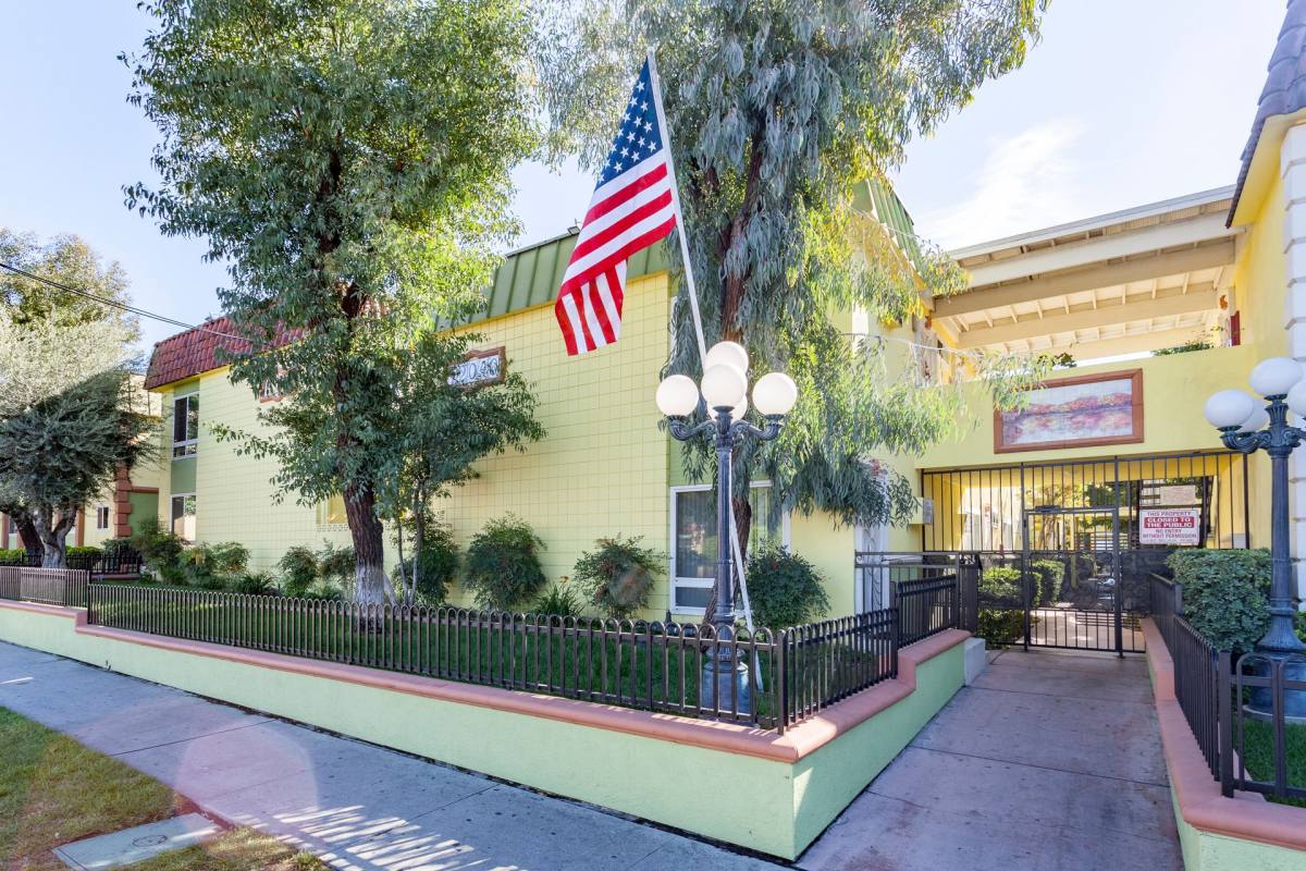 Apartment for rent at 12030-12050 Sheldon St, Sun Valley, CA 91352