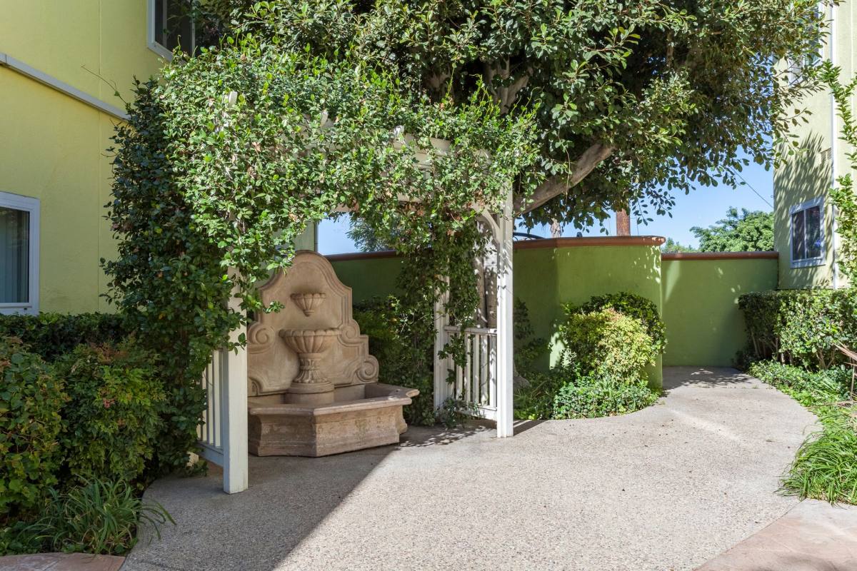Apartment for rent at 12030-12050 Sheldon St, Sun Valley, CA 91352