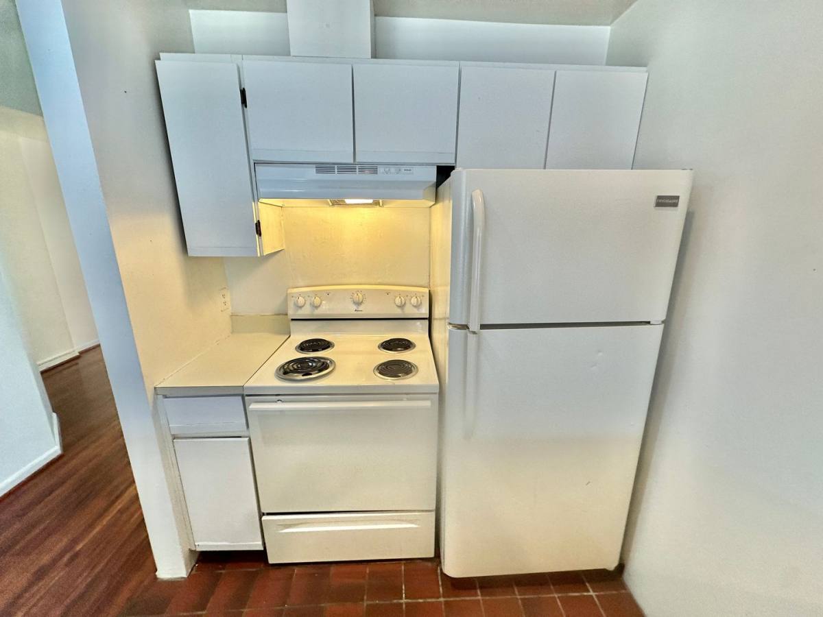 Apartment for rent at 2407 18th St NW, Washington, DC 20009