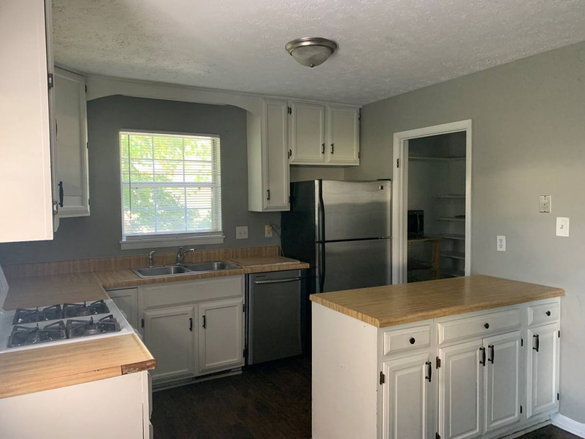 House for rent at 1104 Long Meadows Dr, Lynchburg, VA 24502