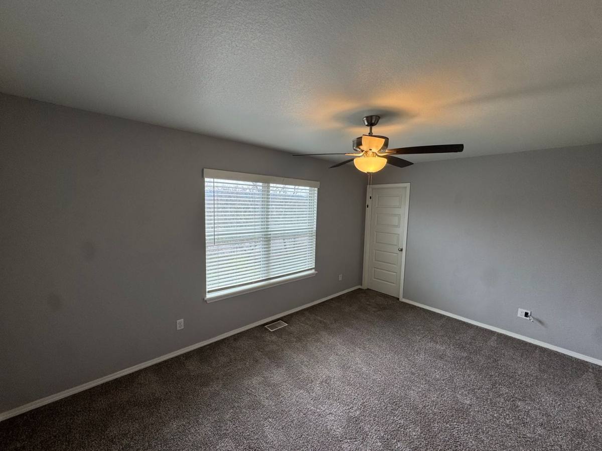 Townhouse for rent at 1666 S Razorback Rd, Fayetteville, AR 72701