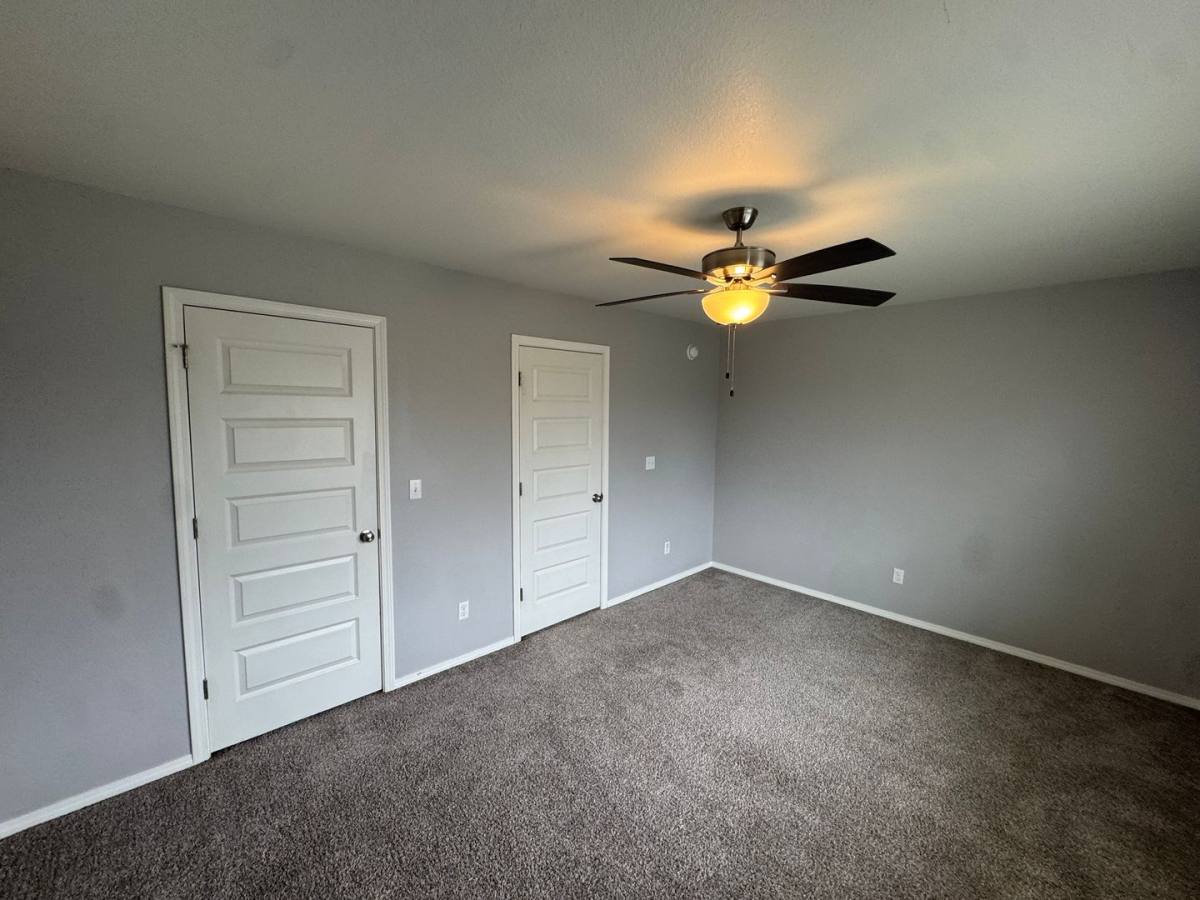 Townhouse for rent at 1666 S Razorback Rd, Fayetteville, AR 72701