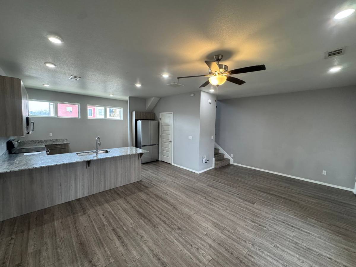 Townhouse for rent at 1666 S Razorback Rd, Fayetteville, AR 72701