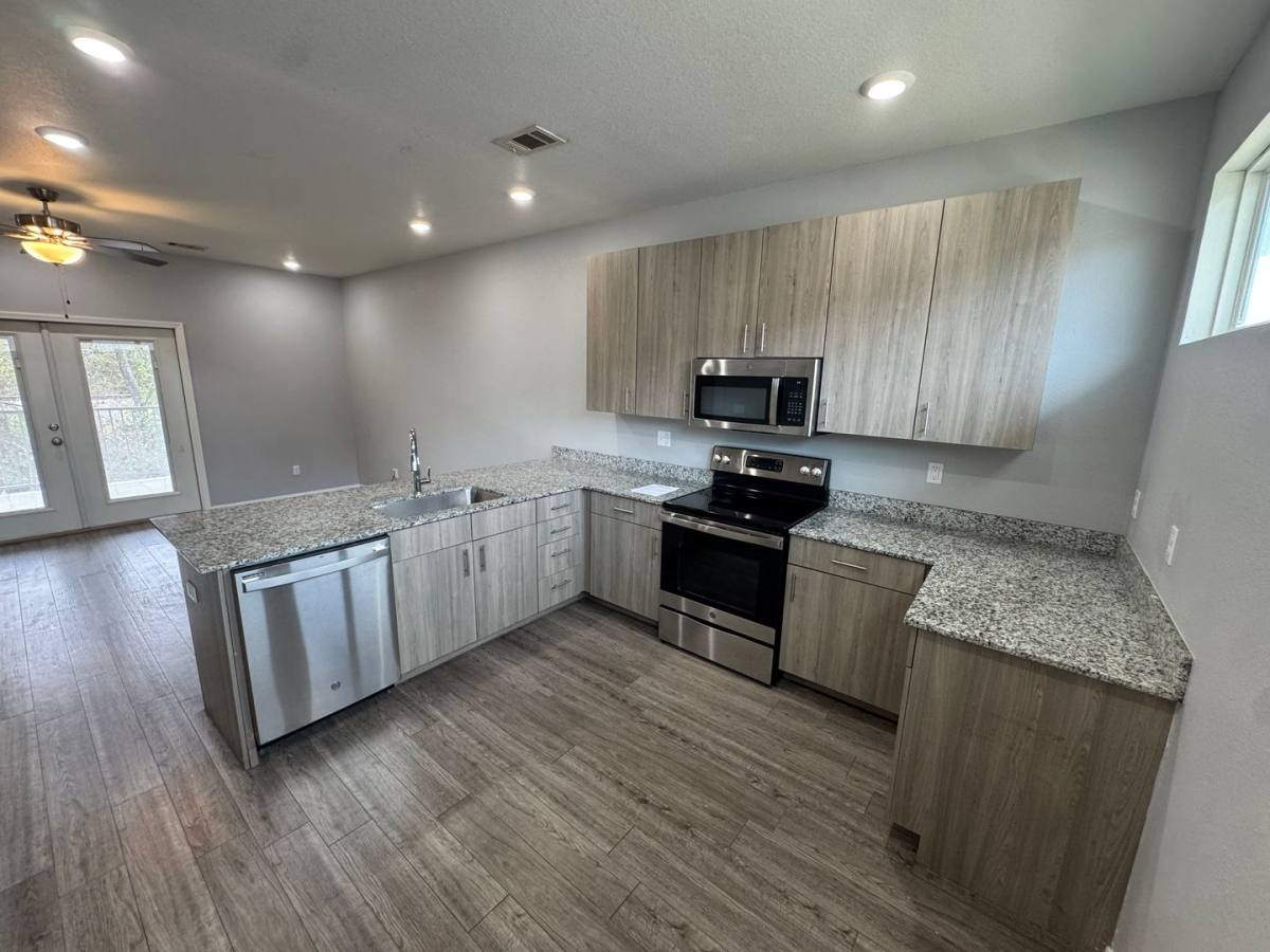 Townhouse for rent at 1666 S Razorback Rd, Fayetteville, AR 72701
