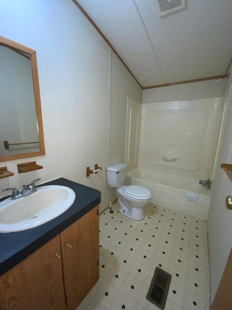 House for rent at 19 Roberts Rd, Nottingham, PA 19362