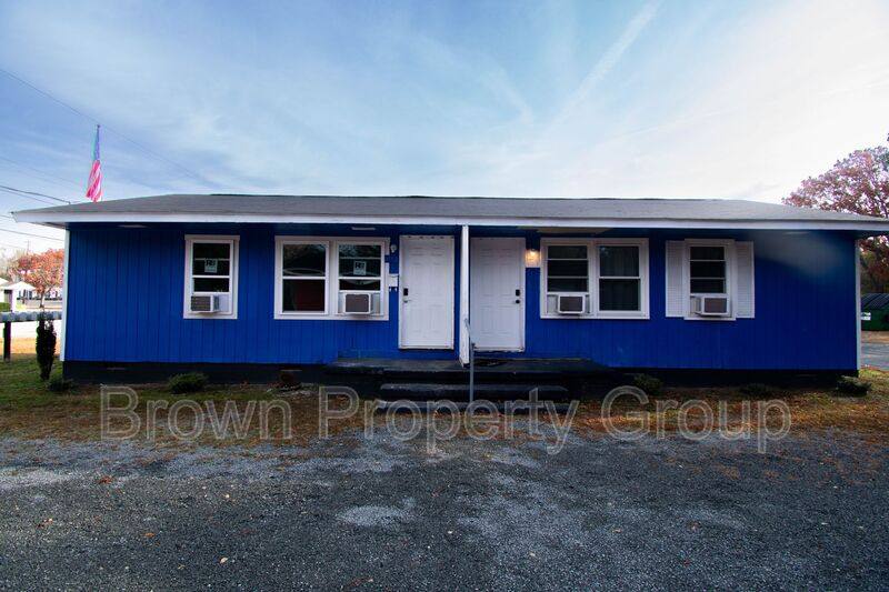 Apartment for rent at 412 A Lake Ave, Spring Lake, NC 28390