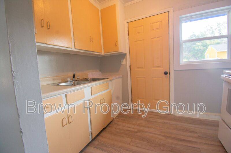 Apartment for rent at 412 A Lake Ave, Spring Lake, NC 28390