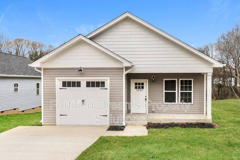 House for rent at 1227 St Regis Dr, Burlington, NC 27217