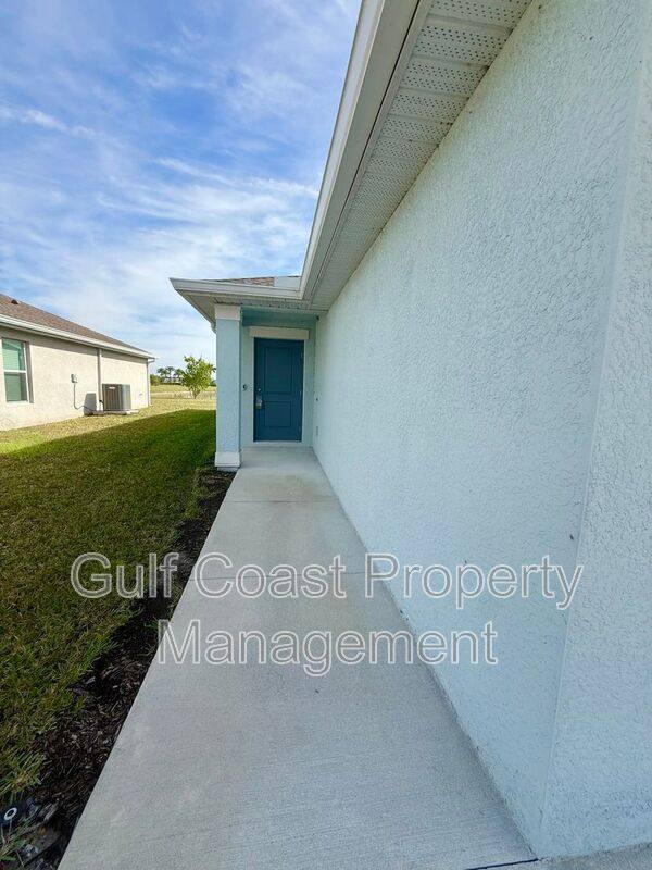 House for rent at 3850 Treasure Oak Way, Fort Myers, FL 33905