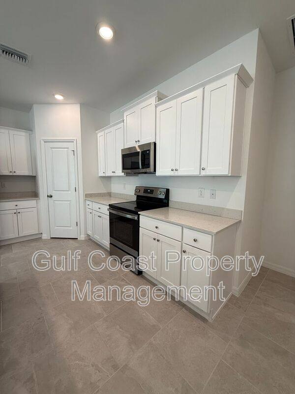 House for rent at 3850 Treasure Oak Way, Fort Myers, FL 33905