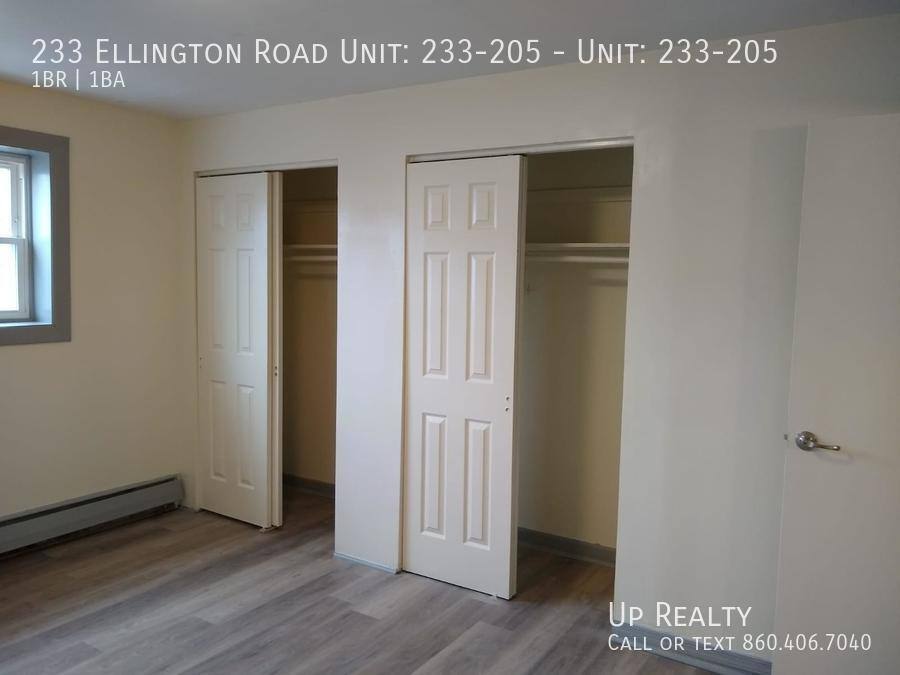Apartment for rent at 233 Ellington Rd, East Hartford, CT 06108