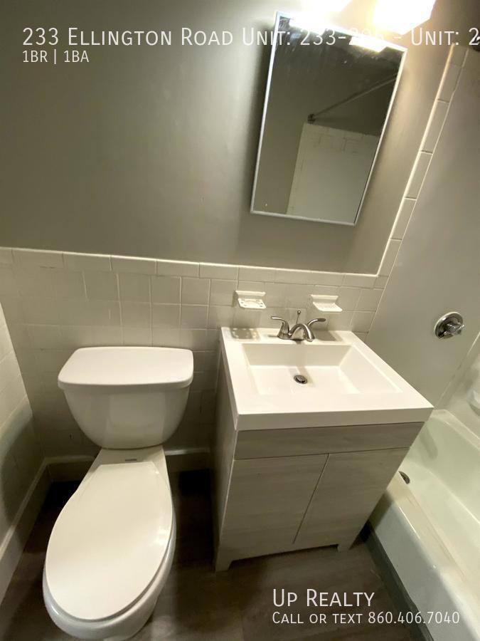 Apartment for rent at 233 Ellington Rd, East Hartford, CT 06108