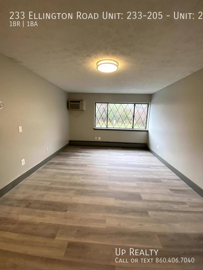 Apartment for rent at 233 Ellington Rd, East Hartford, CT 06108