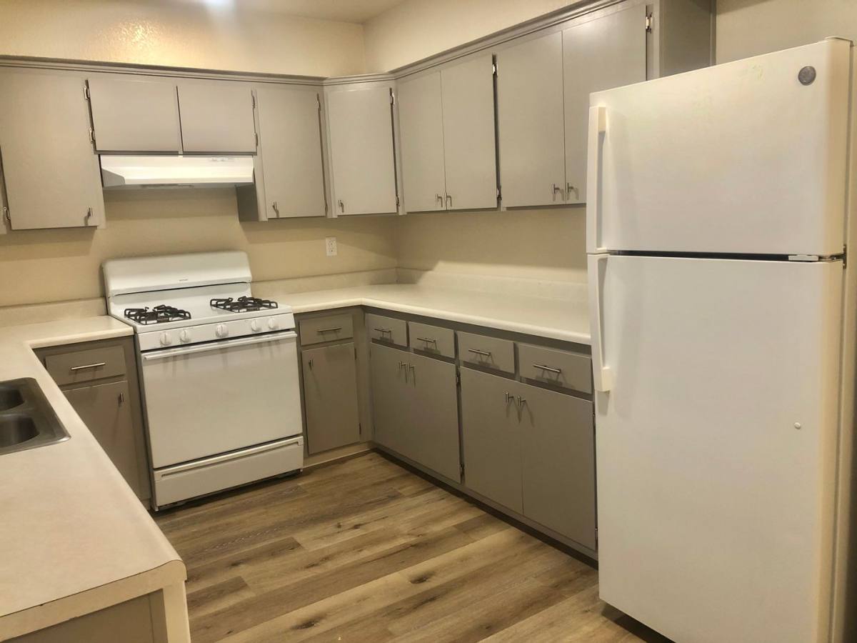 Townhouse for rent at 629 W 2nd Ave, Chico, CA 95926