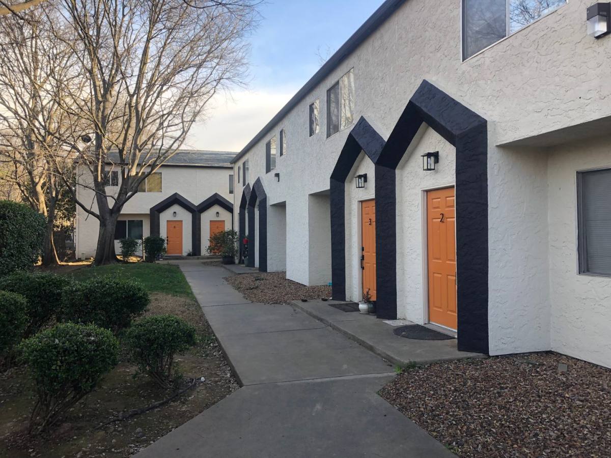 Townhouse for rent at 629 W 2nd Ave, Chico, CA 95926