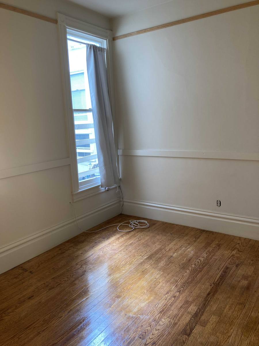 Apartment for rent at 1635 Pierce St #5, San Francisco, CA 94115