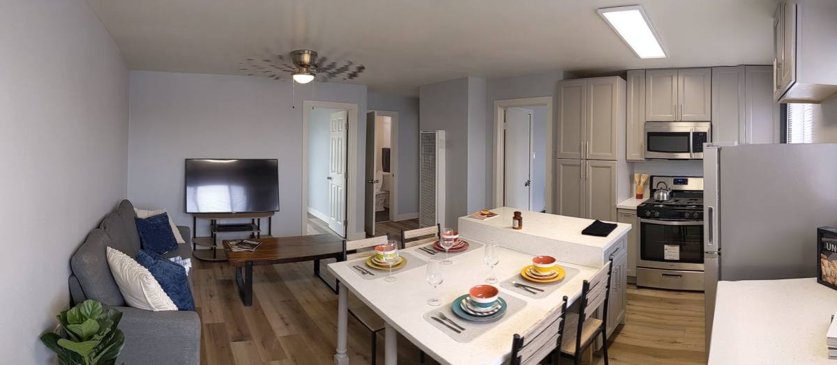 Apartment for rent at 1027 E Hill St, Long Beach, CA 90806