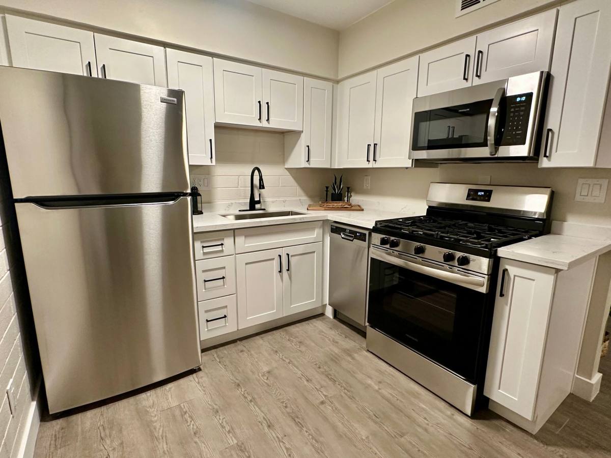 Apartment for rent at 150 E Hardy Rd, Tucson, AZ 85704