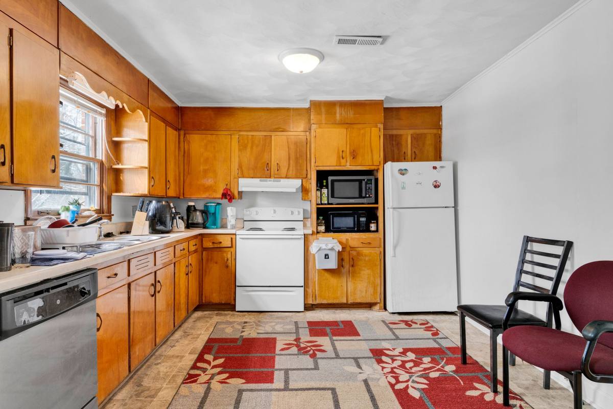 Townhouse for rent at 408-416 Harding Ave, Blacksburg, VA 24060