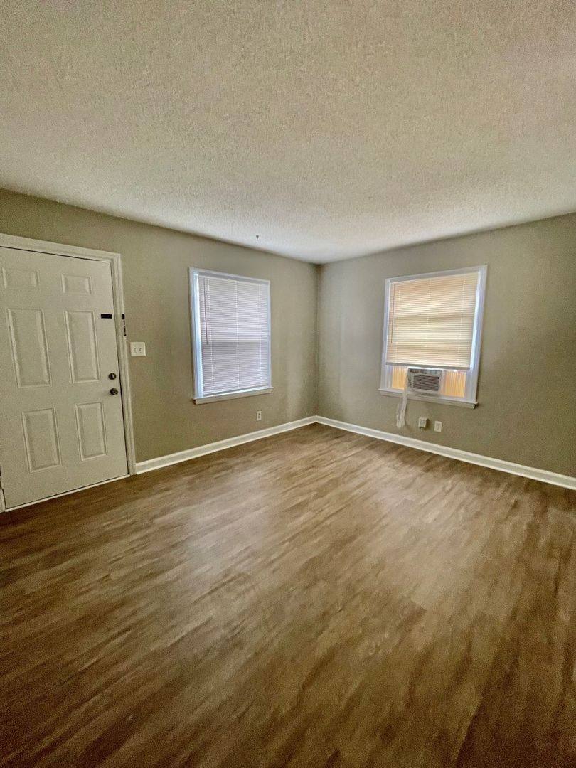 House for rent at 1314 N McDowell C O 800 E 17th St #3, Charlotte, NC 28205