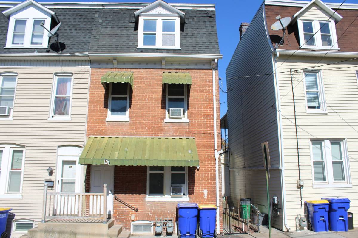 House for rent at 103 W 6th Ave - 2nd Floor, York, PA 17404