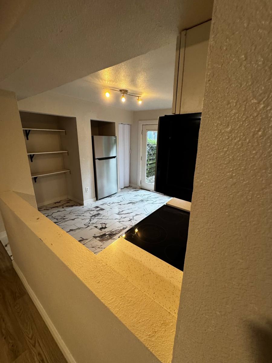 Apartment for rent at 4414 Worth St, Dallas, TX 75246