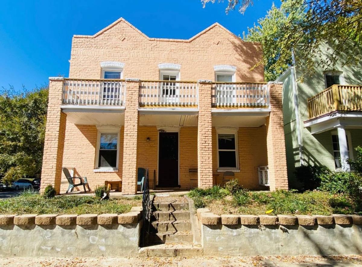 Apartment for rent at 2 N Dooley Ave, Richmond, VA 23221