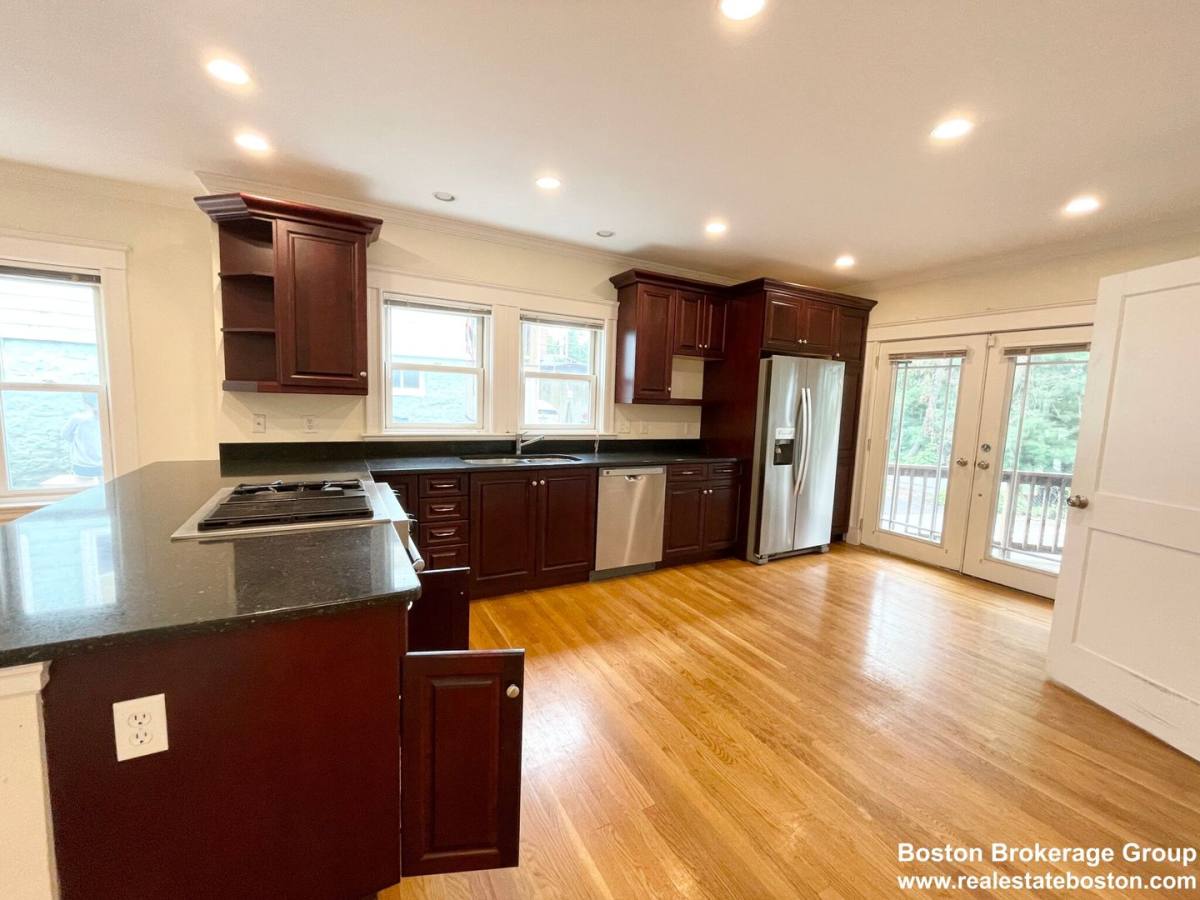Apartment for rent at 13 Sunset St #1A, Roxbury Crossing, MA 02120