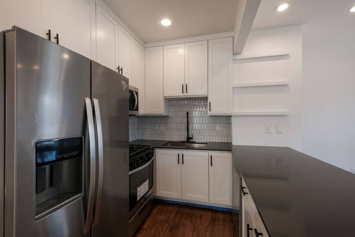 Apartment for rent at 226 E Huisache Ave, San Antonio, TX 78212