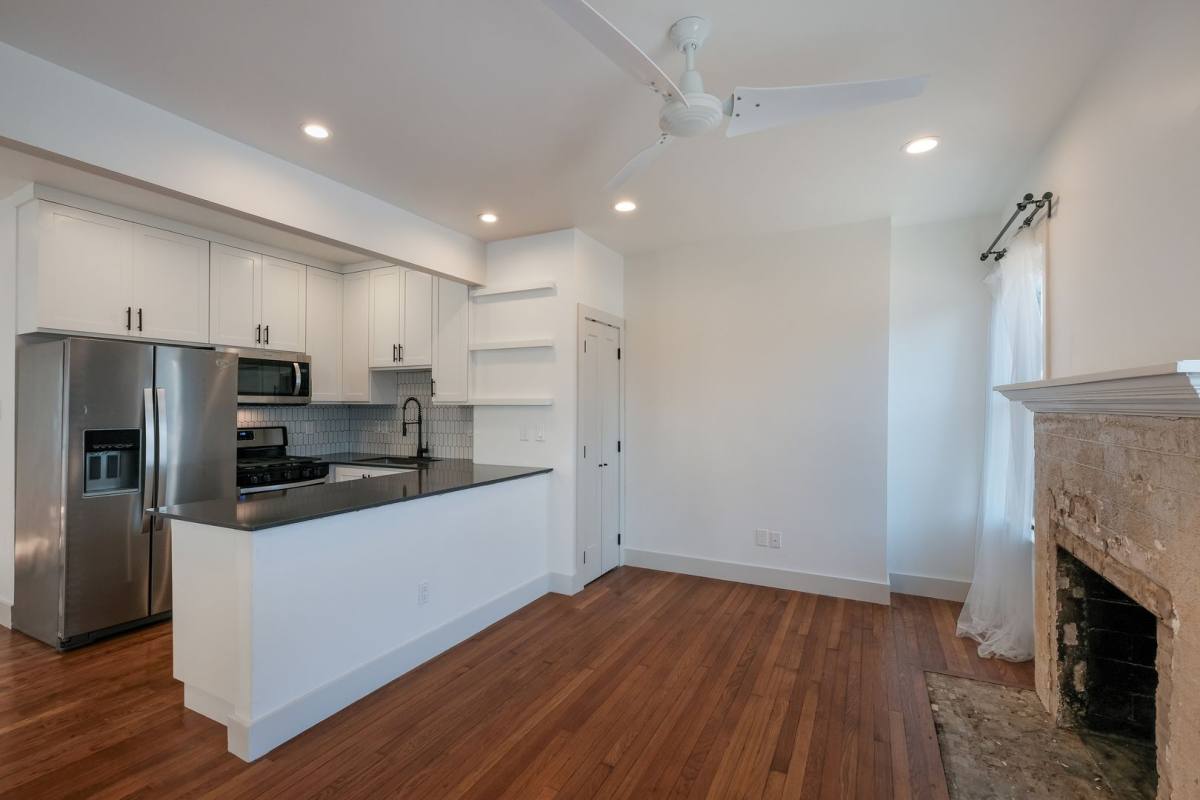 Apartment for rent at 226 E Huisache Ave, San Antonio, TX 78212