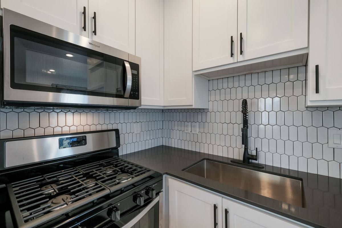Apartment for rent at 226 E Huisache Ave, San Antonio, TX 78212