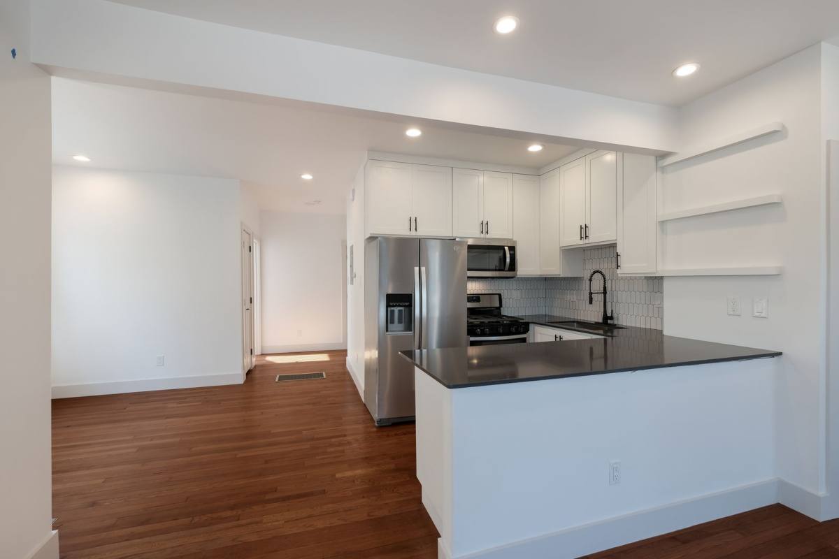Apartment for rent at 226 E Huisache Ave, San Antonio, TX 78212