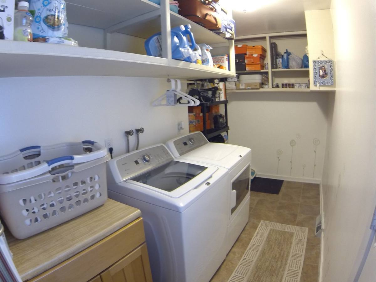 House for rent at 563 Janet, Canfield, OH 44406