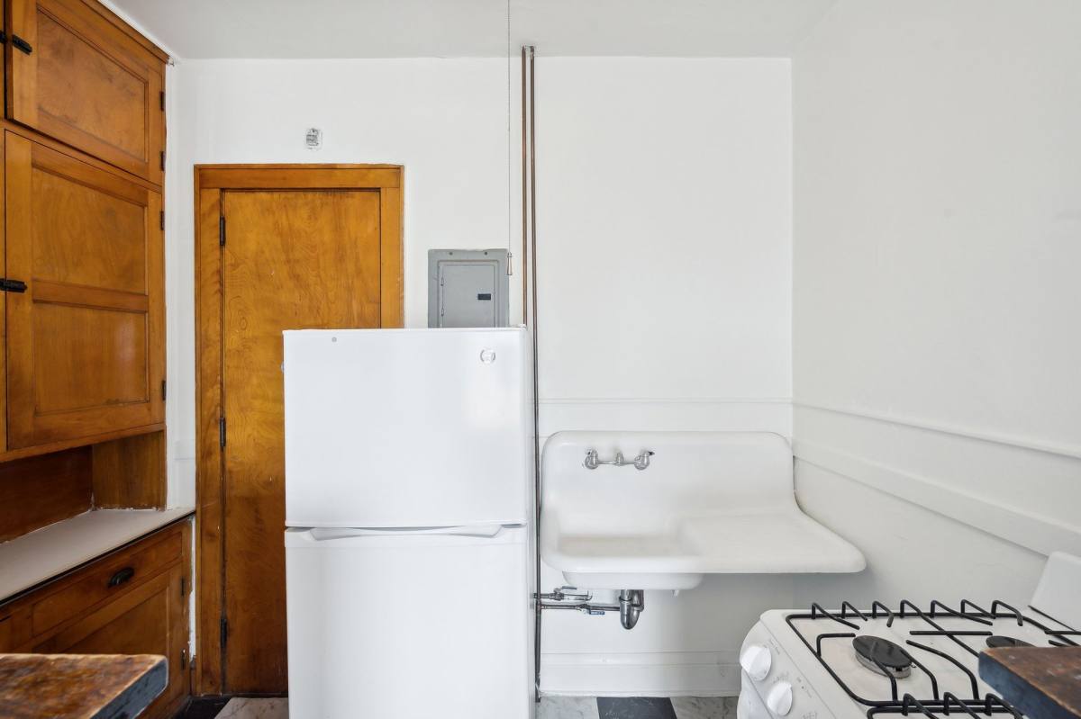 Apartment for rent at 1910 1st Ave S, Minneapolis, MN 55408